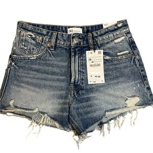NWT Zara cut off denim shorts